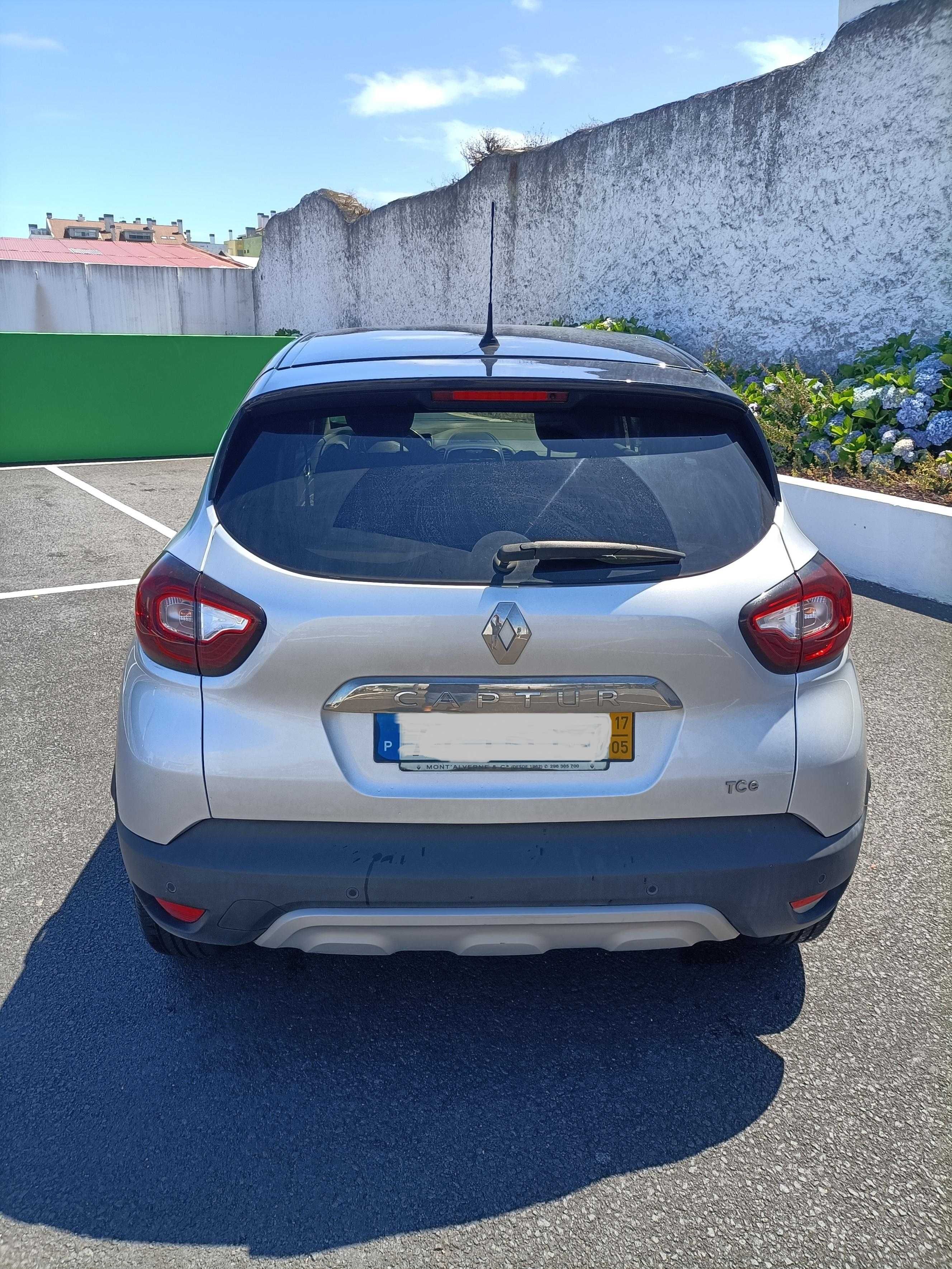 Renault Captur 0.9 TCE Exclusive (Ponta Delgada)
