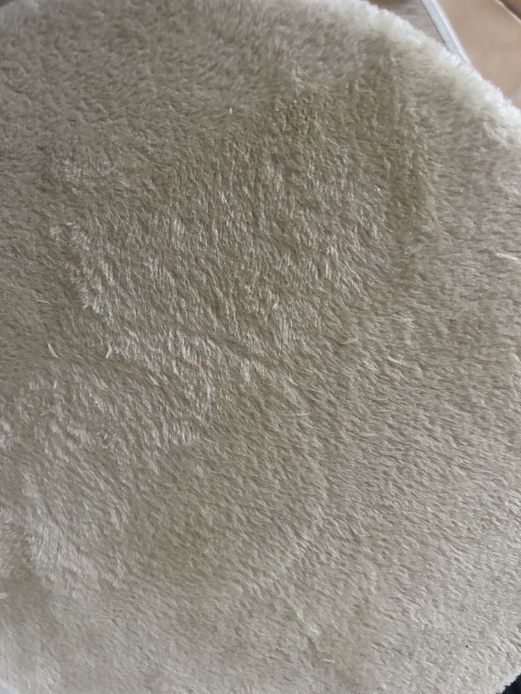 Brinquedo casota para gato