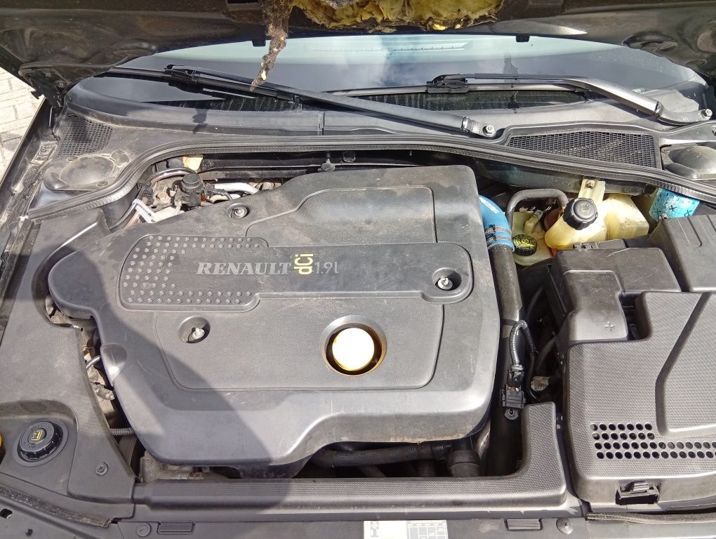 Renault Laguna 1.9dci 120km / klima / Xenon