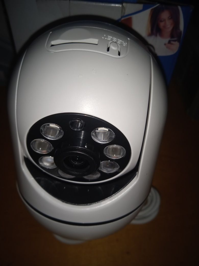 Camara de vigilancia hi-fi com app