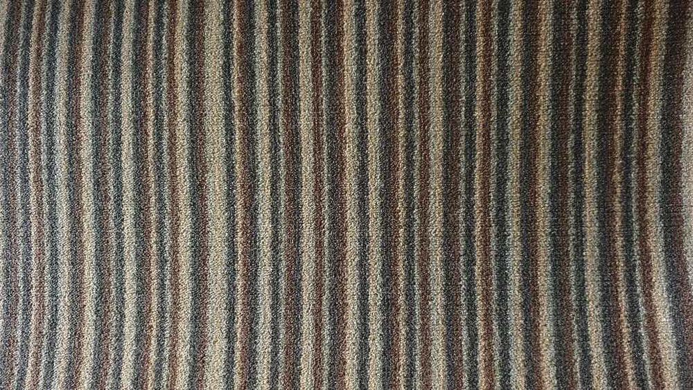 Szwajcarska wykładzina hotelowa szer. 5m