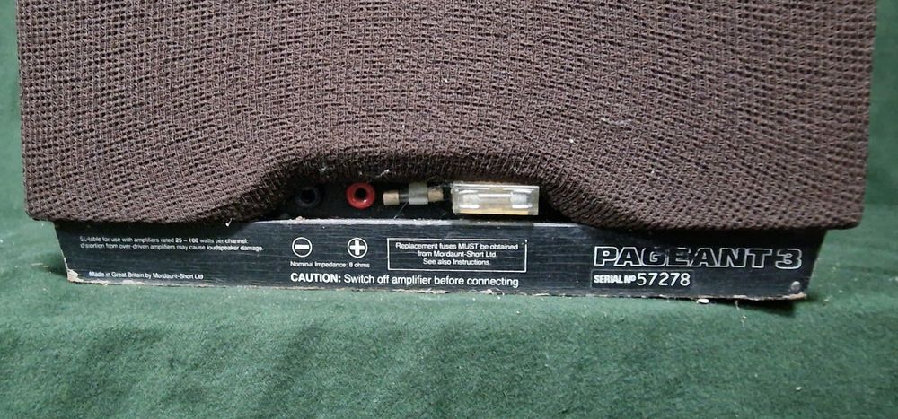 Mordaunt Pageant 3 - Colunas de Som vintage