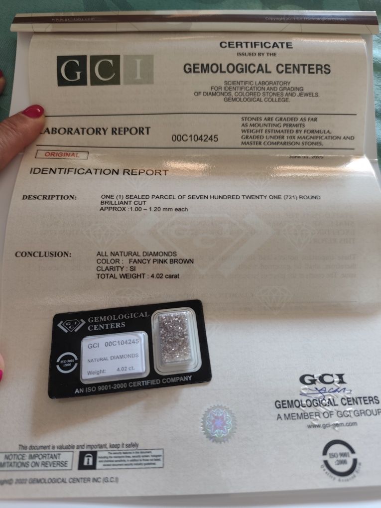 Lote de 720 Diamantes com Certificado