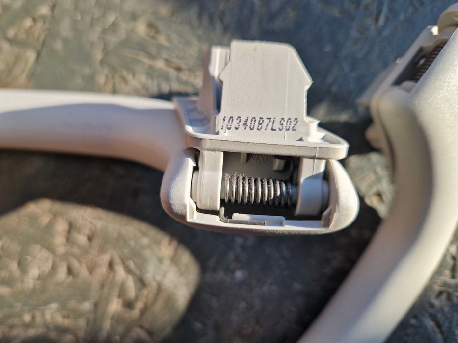 Rączka Podsufitki Tył Vw 103.40B.7LS.02