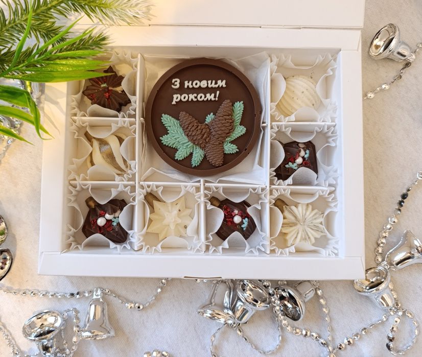 Шоколад, шоколадні цукерки, шоколад ручної роботи, шоколадні подарунки