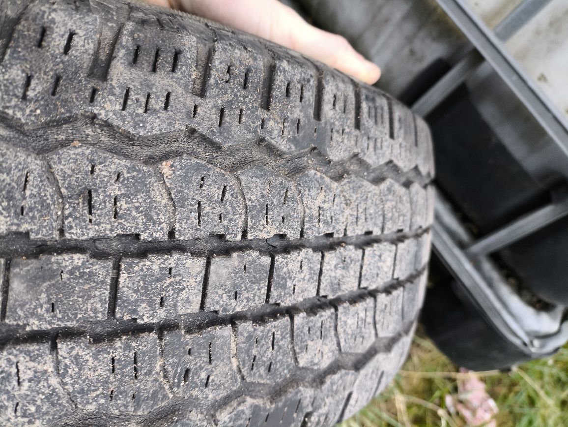Generał grabber 205/70/15
