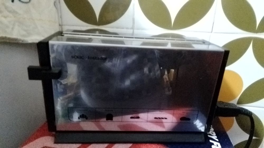 Tostadeira Solac em bom estado