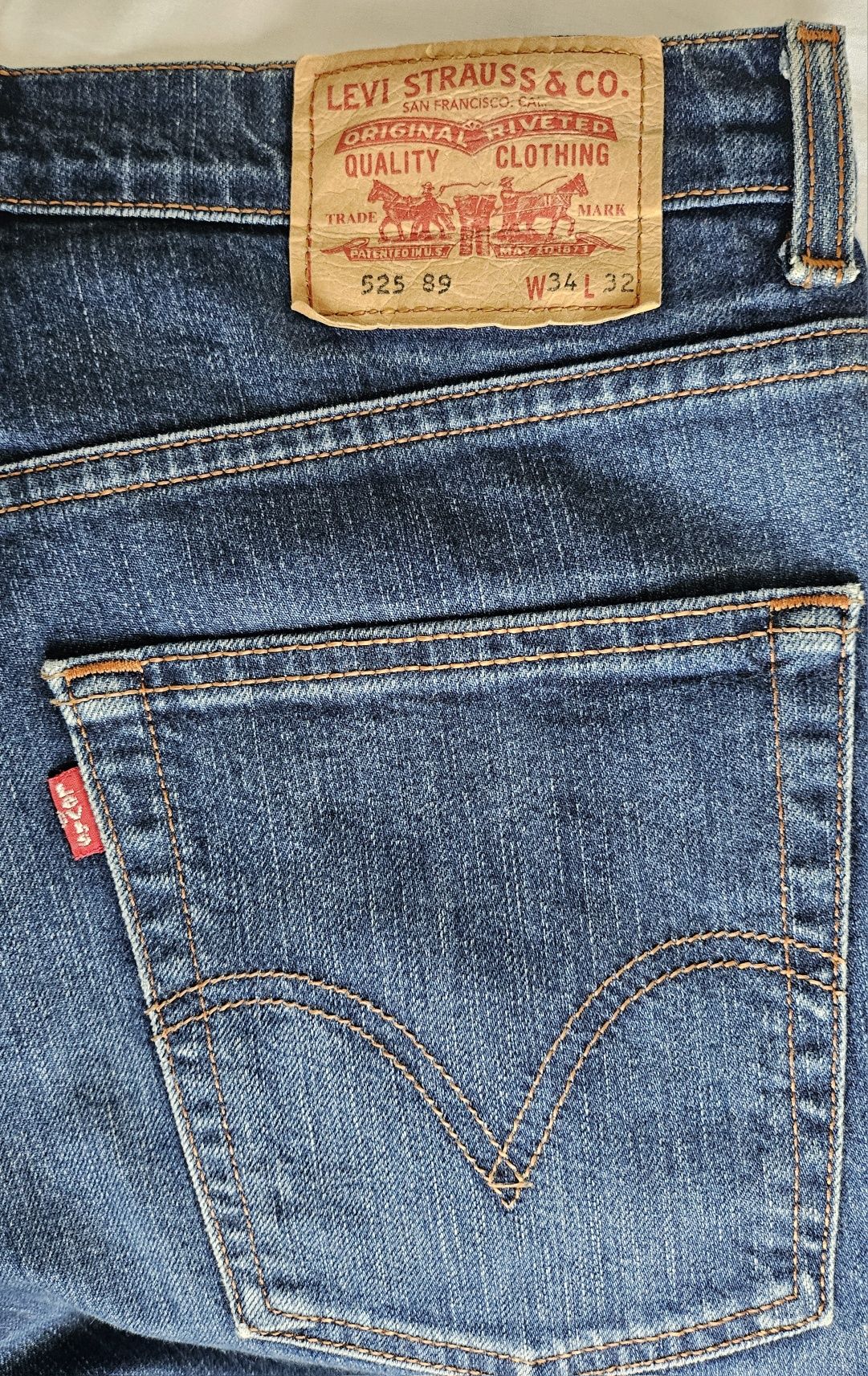 Jeans LEVI'S 525 de senhora