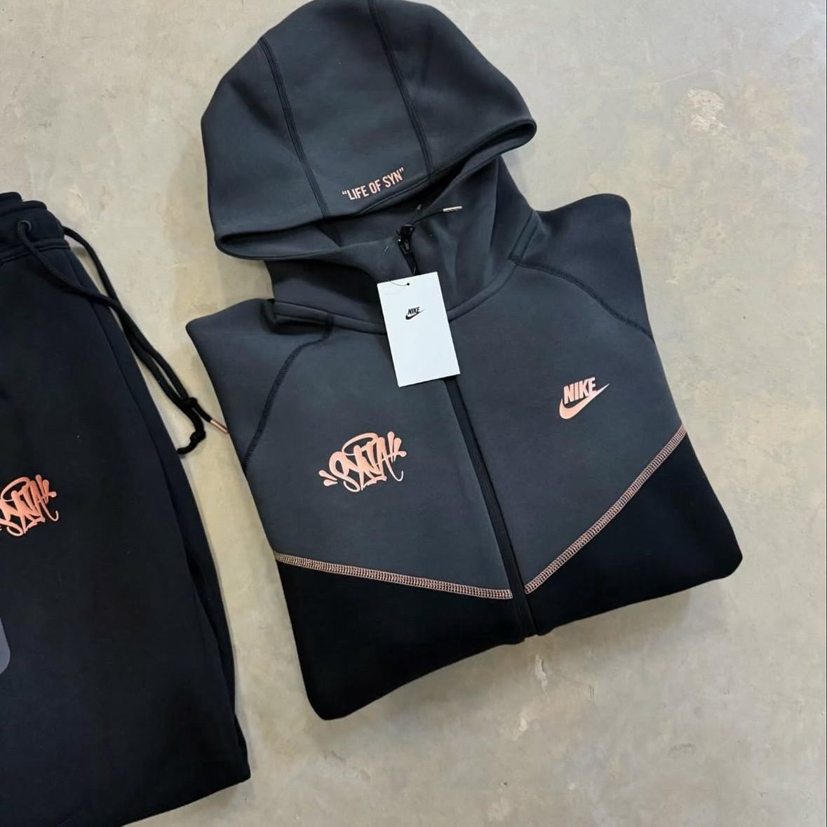 Костюм, Кофта,Nike Tech Fleece x Syna World Central  Cee