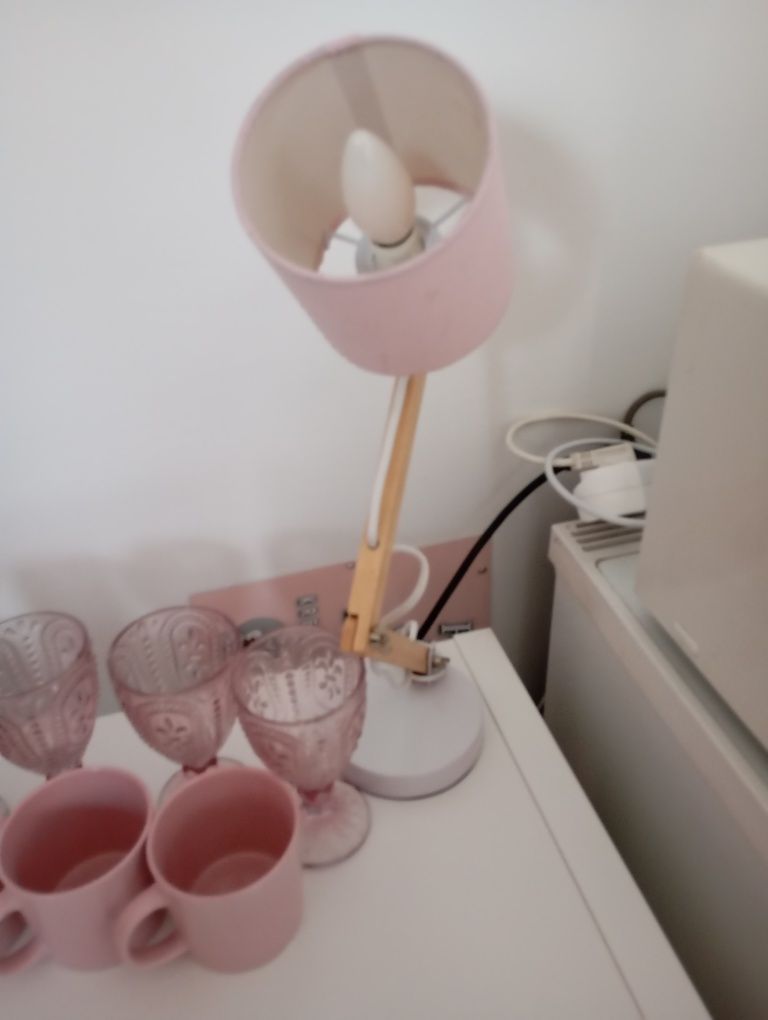 Wyposażenie salonu fryzjer kosmetyczka