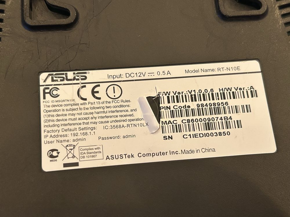 Router Asus RT-N10E