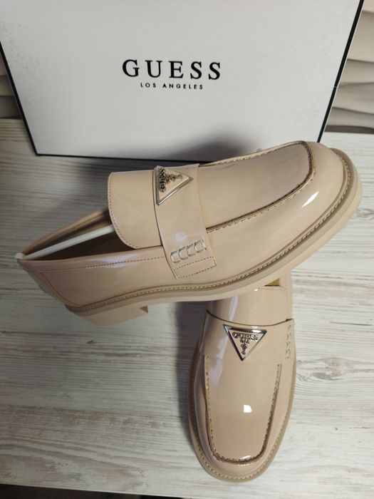 Жіночі лофери Guess 39 р