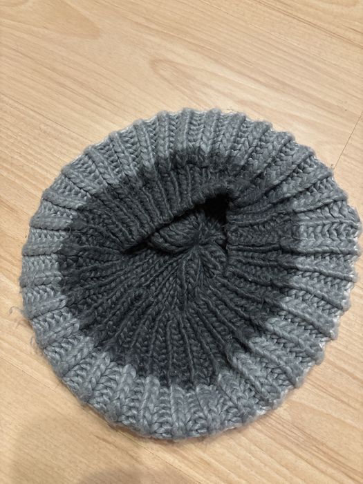 Damska czapka  z polyacryl