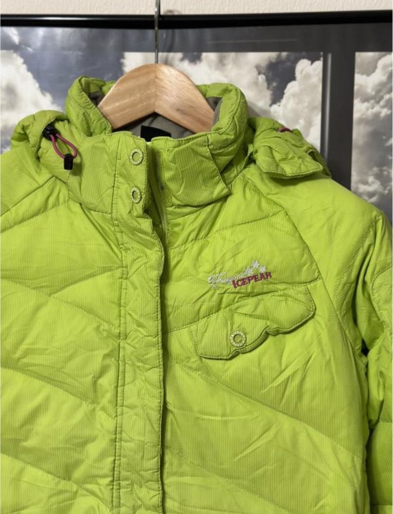 Жіноча гірськолижна куртка Icepeak розмір S/36