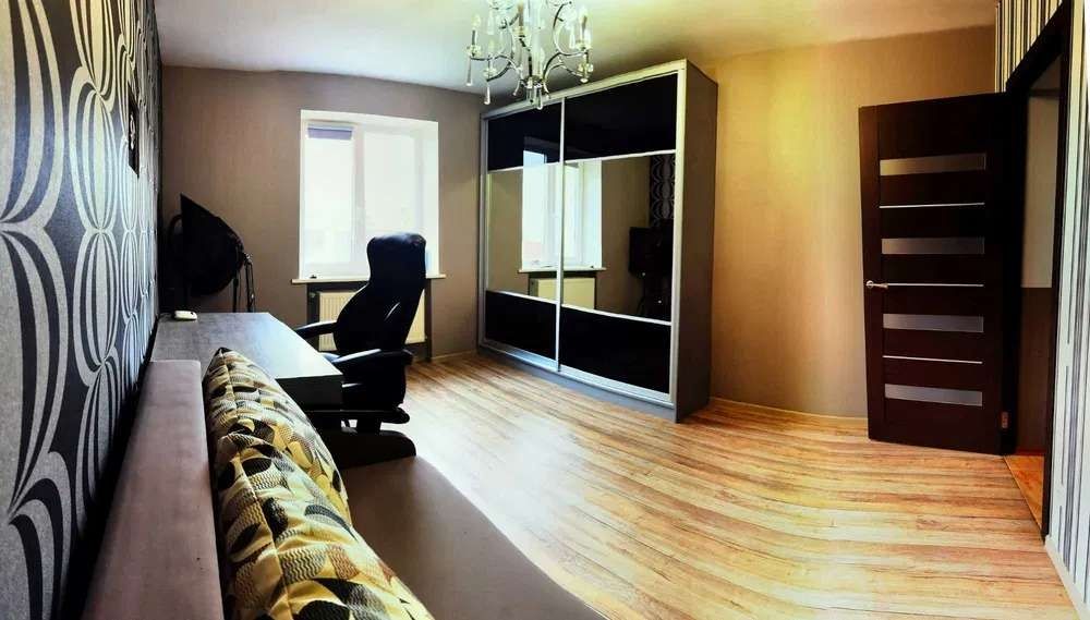 Здам Будинок смт Бабаї, вул.Перемоги.