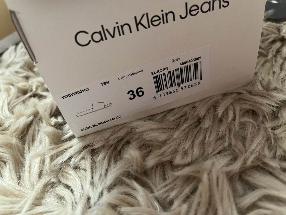 Calvin Klein klapki nowe różowe slide monogram duste 36