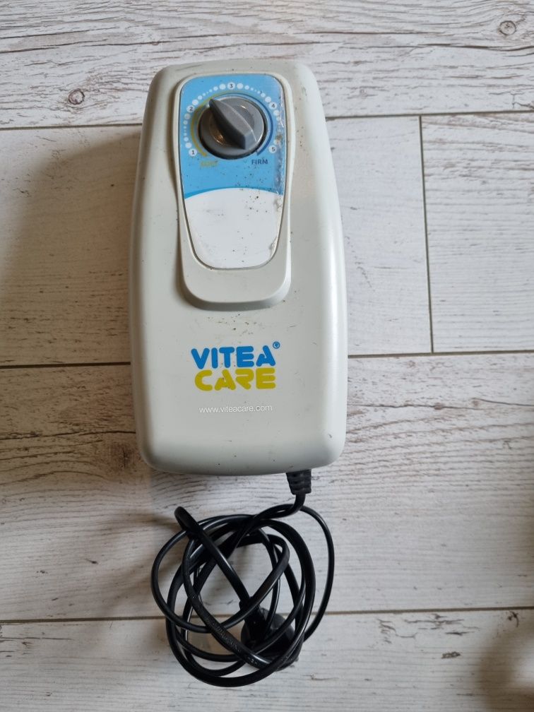 Pompka do materaca Vitea care