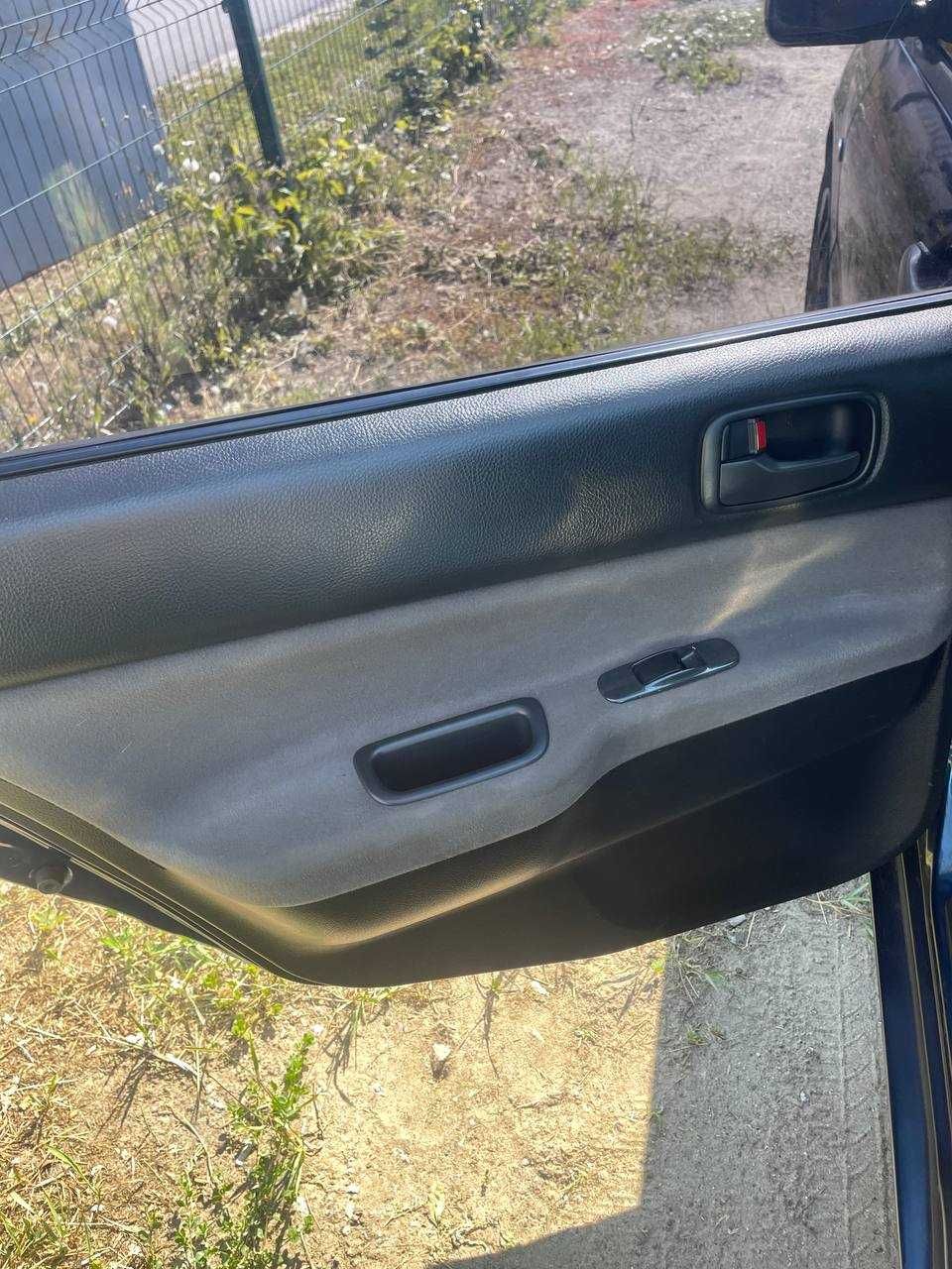 Продам mitsubishi lancer 9