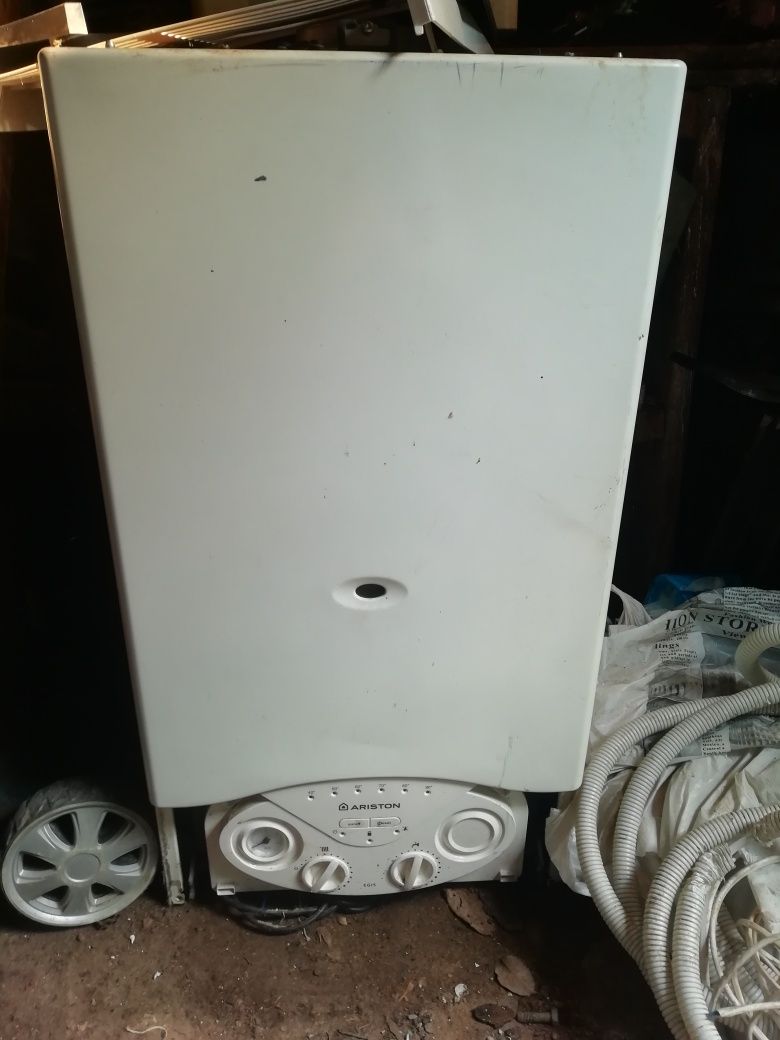 Котёл Ariston 24 Class