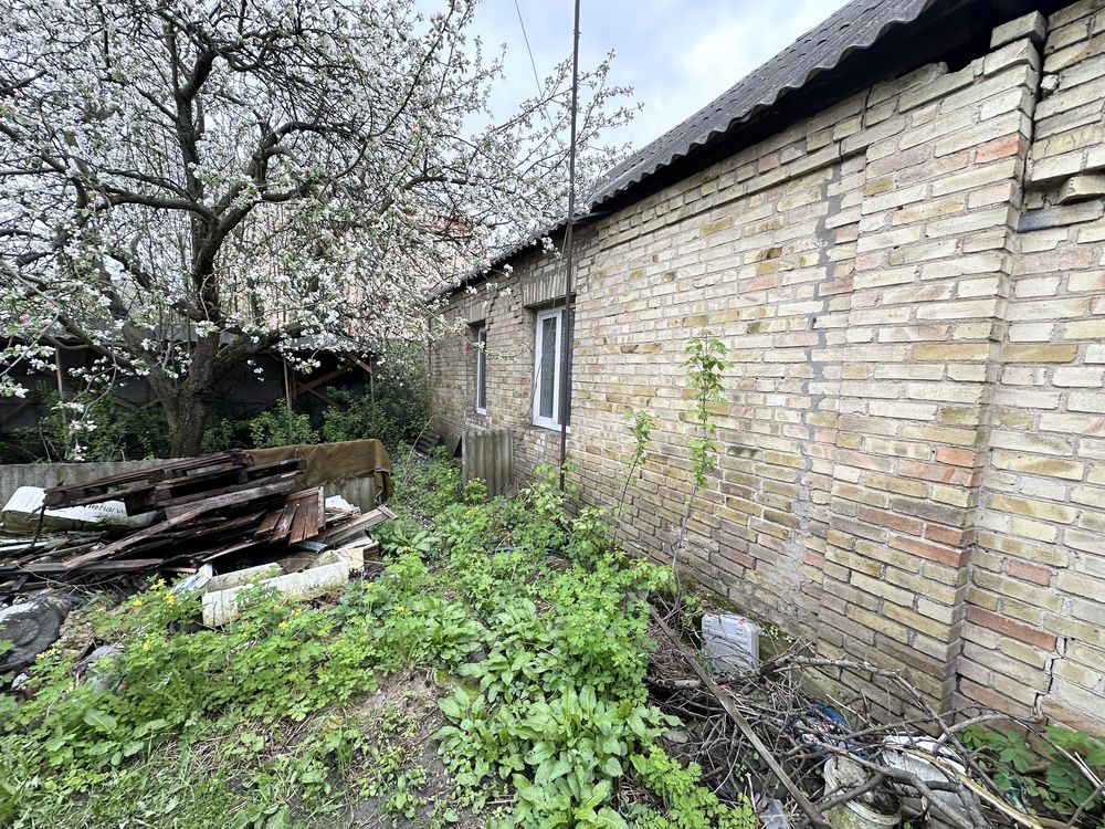 Цегляний будинок 70м.кв, ділянка 17сот. Світло, газ, асфальт, паркани!