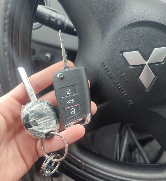 Ключ mitsubishi Eclipse Galant Lancer Pajero,