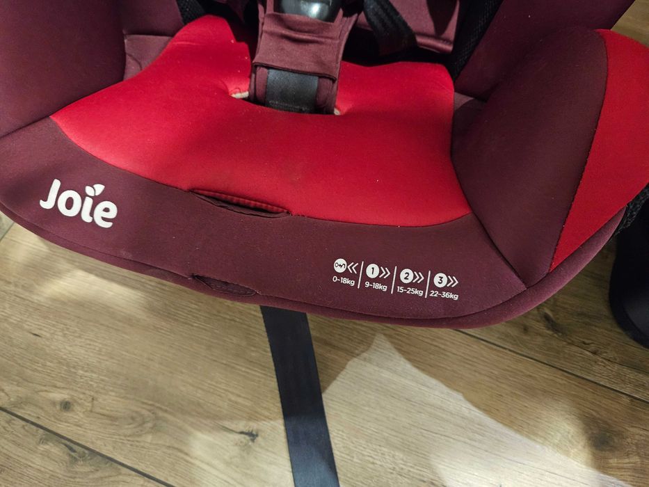 Sprzedam fotelik Joie 0-36