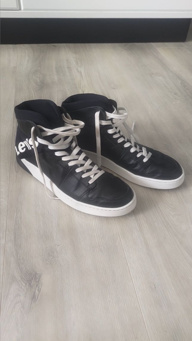 Buty Levi's Sneakersy Levis czarne rozmiar 41 Bardzo Mało Używane