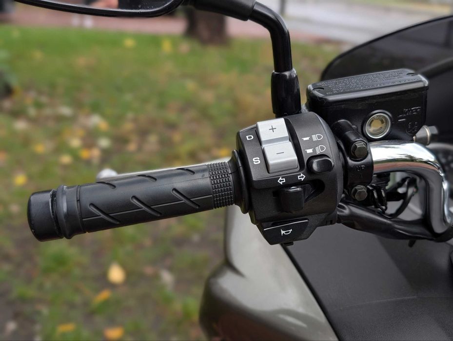 Максі-скутер Honda FORZA 250 MF10 ABS 2008 Пробіг: 8 174 км