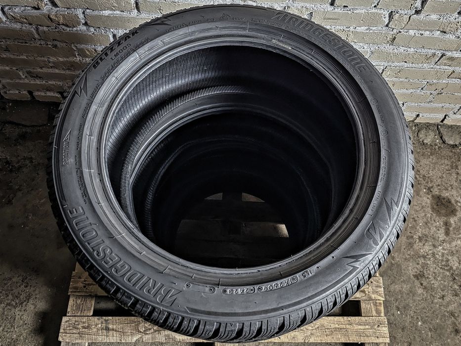 Зимові 245/45r18 Bridgestone | 2023 | 6mm | Turkey | Преміум шини/4шт