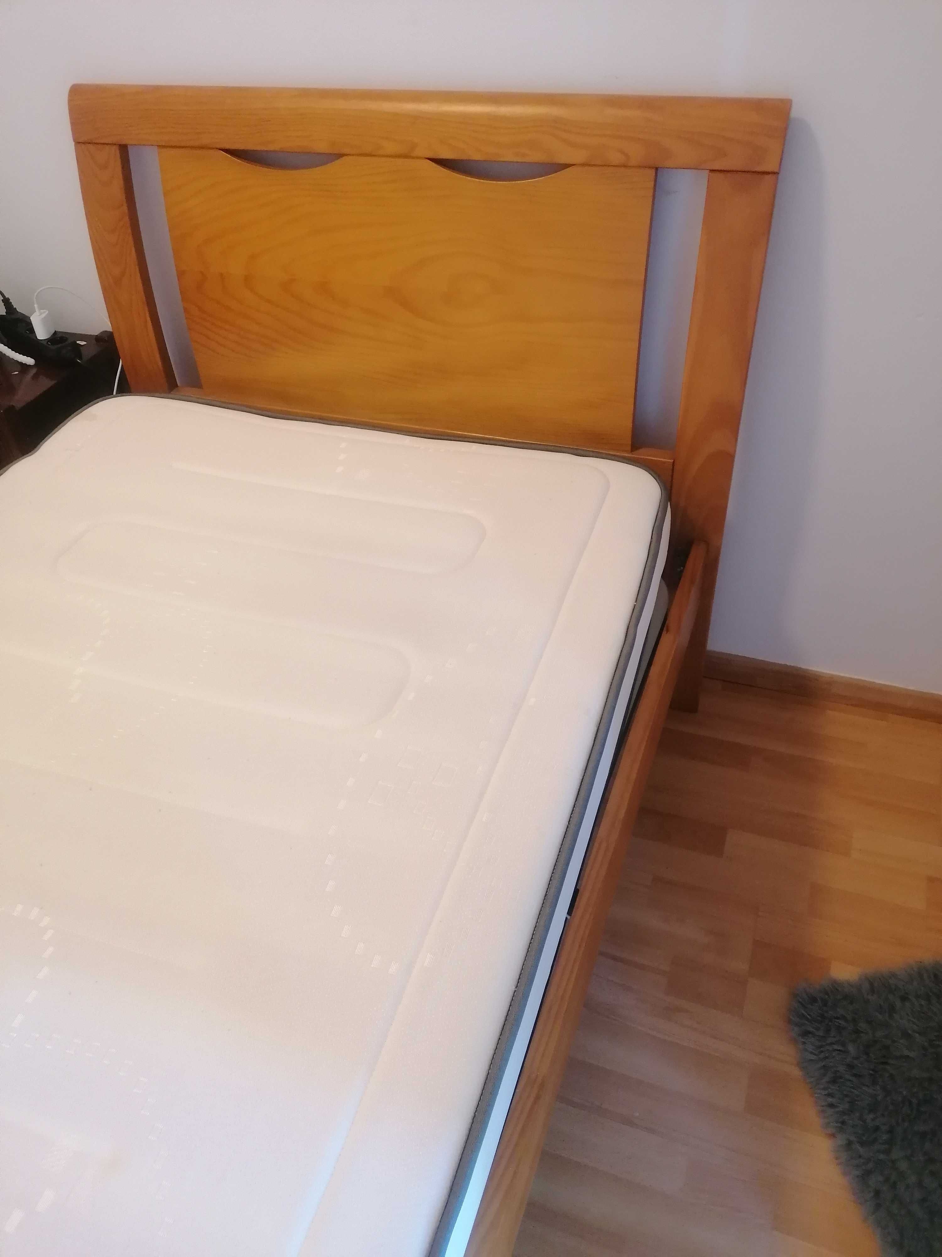 Cama de solteiro com colchão