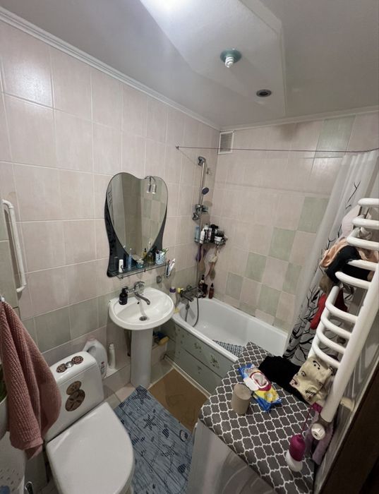 Продам 2 кімнатну квартиру.Пацаєва