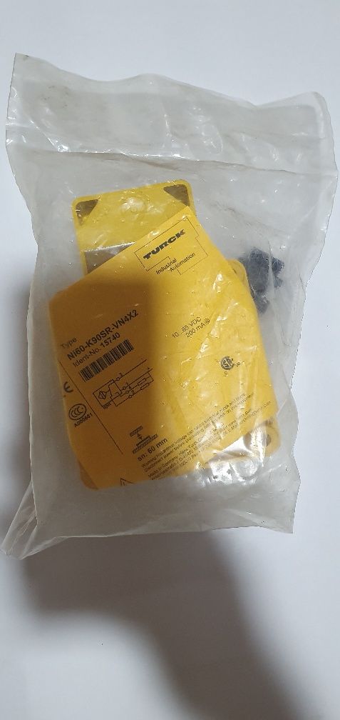 Индуктивный датчик Turck NI60-K90SR-VP4X2
