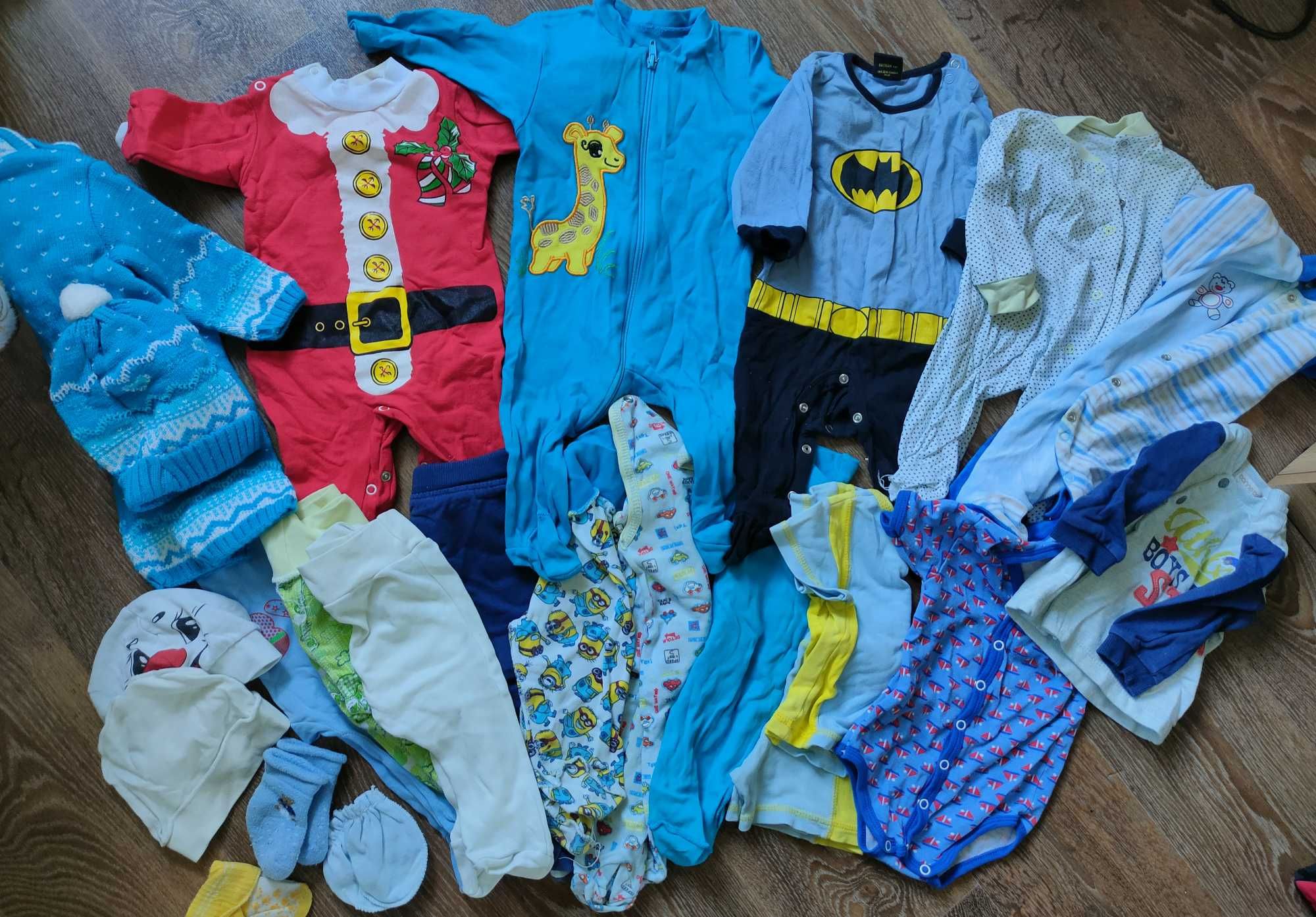 Комплект одежды на малыша
