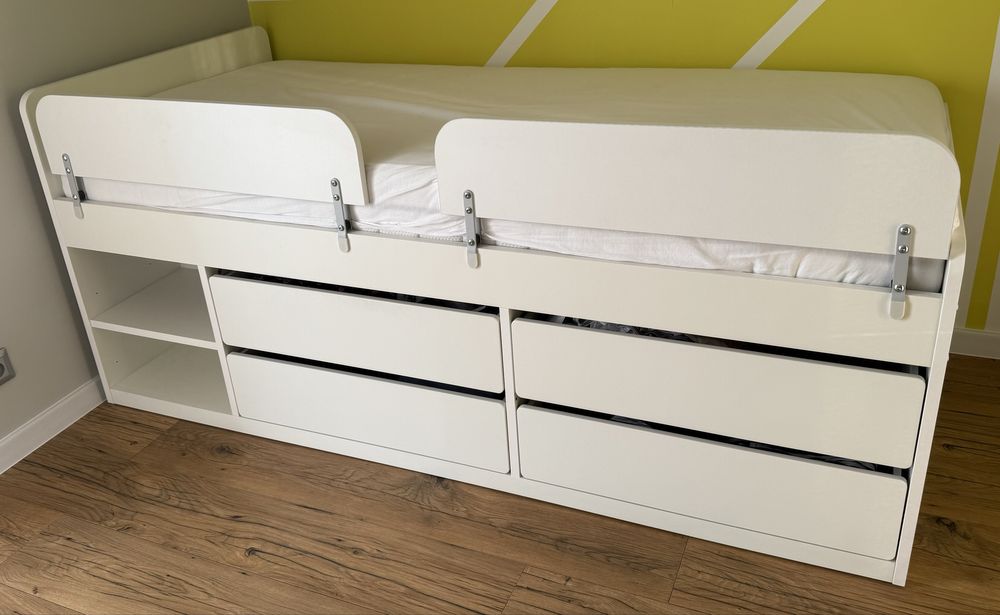 Łóżko SLAKT z materacem Sola i pokrowcem Medicott Silver