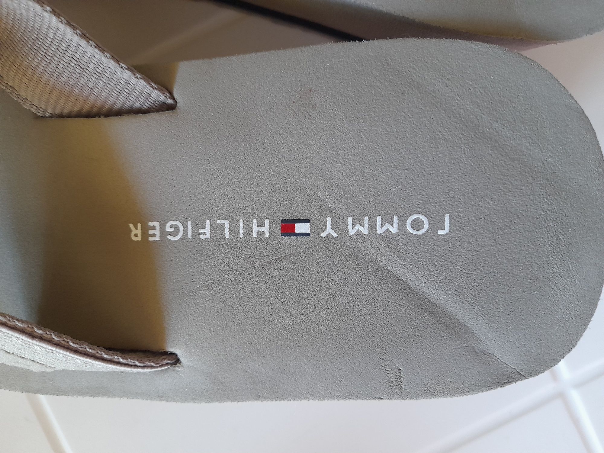 JaponkiTommy Hilfiger