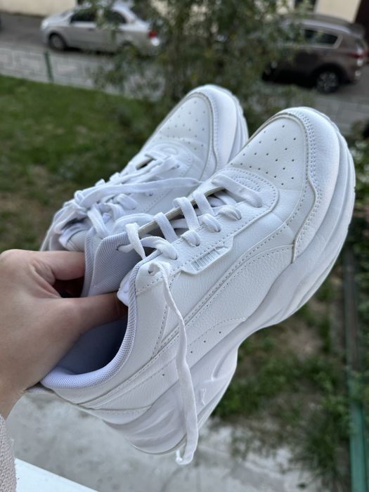 Жіночі кросівки Puma,25 см