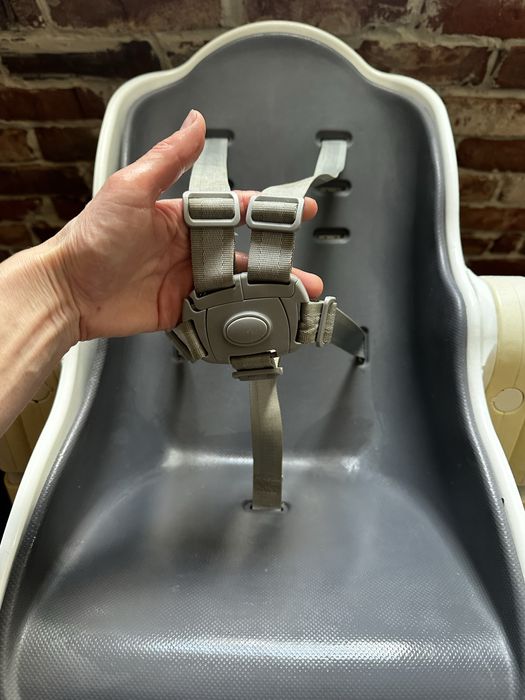 Super wygodne krzeselko do karmienia Oribel