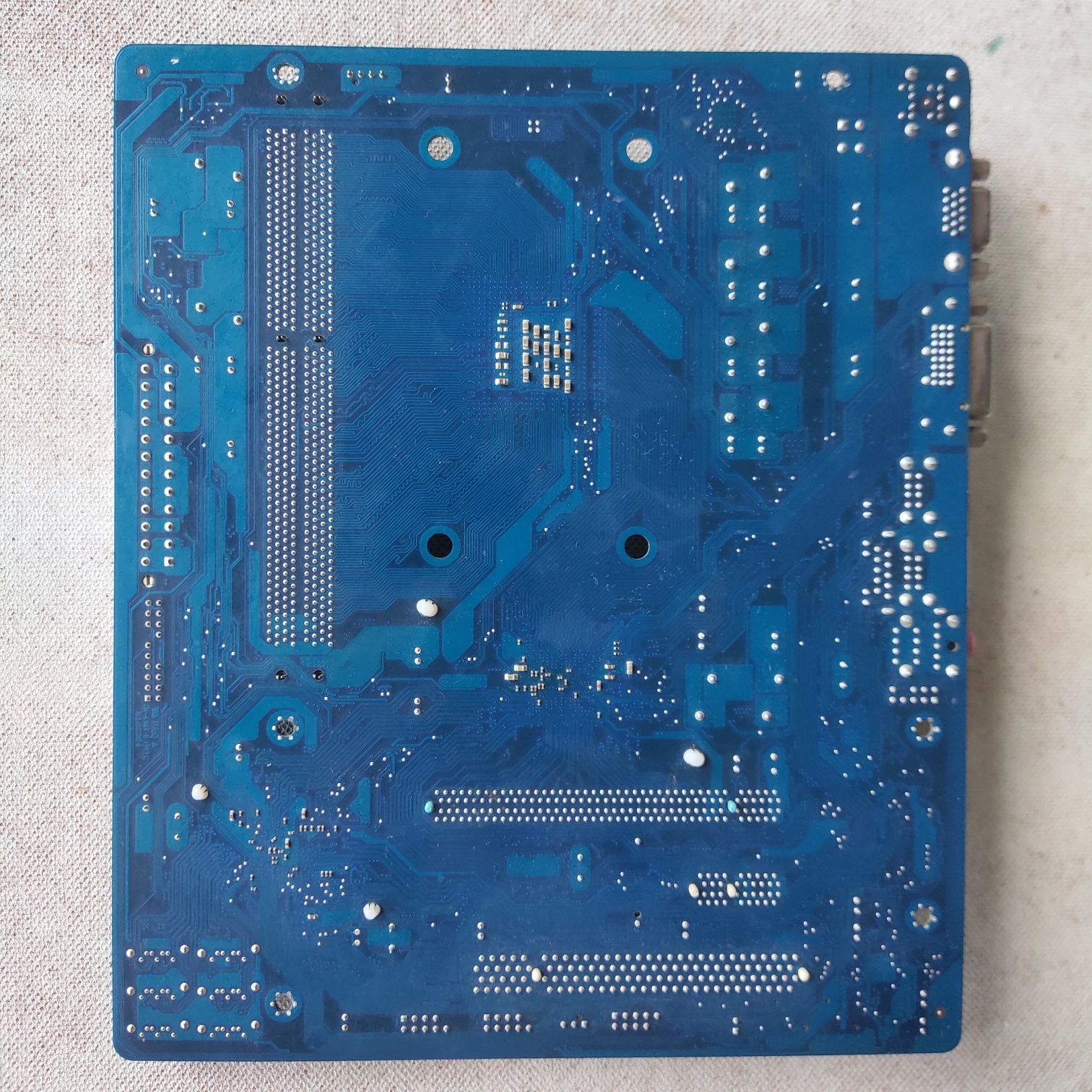 Материнская плата GA-78LMT-S2P
