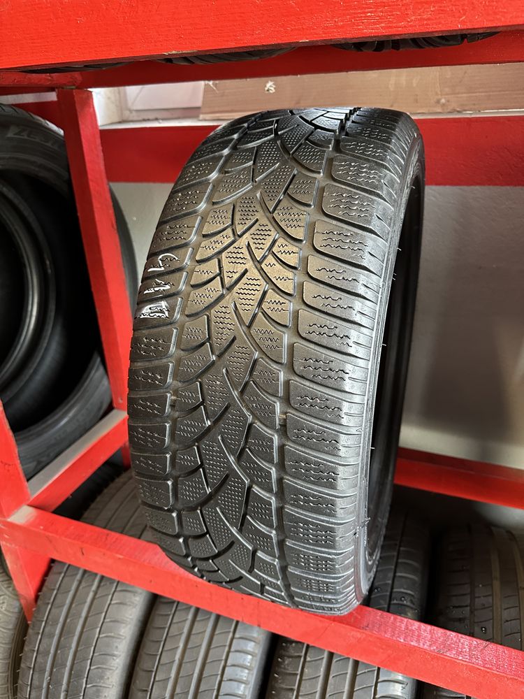 Opona 235/45/17 Dunlop SP Winter Sport 3D pojedyncza jedynka zima