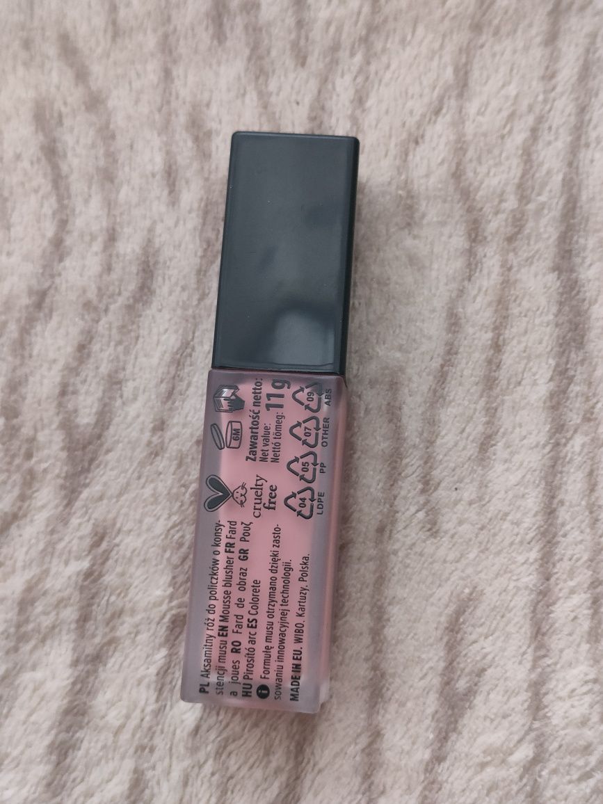 Wibo blush o'clock mousse blusher róż do policzków Rossmann