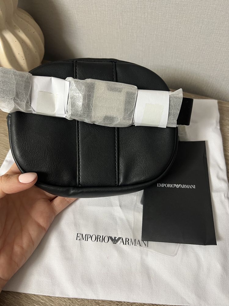 Нова сумка Emporio Armani