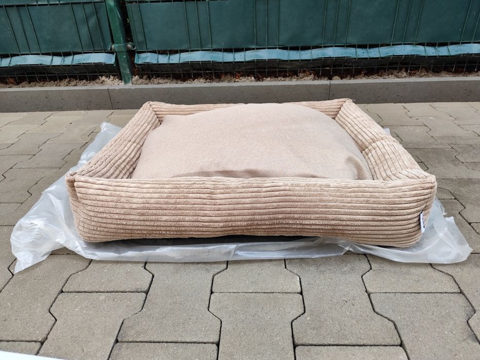 Legowisko dla psa Tiaki Cord Lincoln 77x66 cm