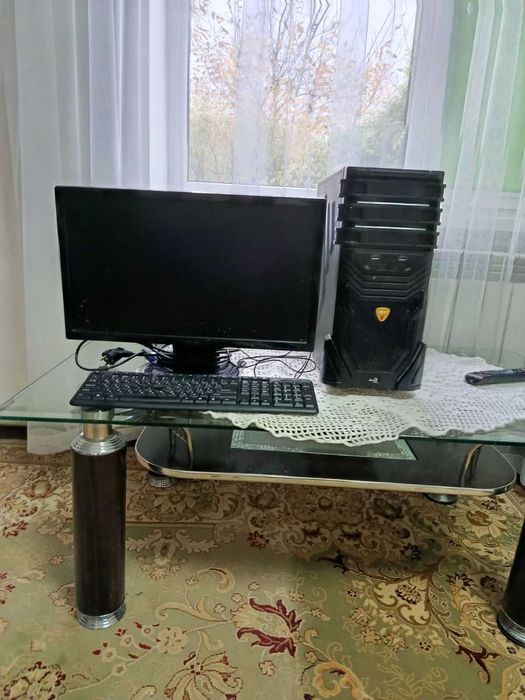 ПК з монітором 27" — AMD, 8 ГБ ОЗП