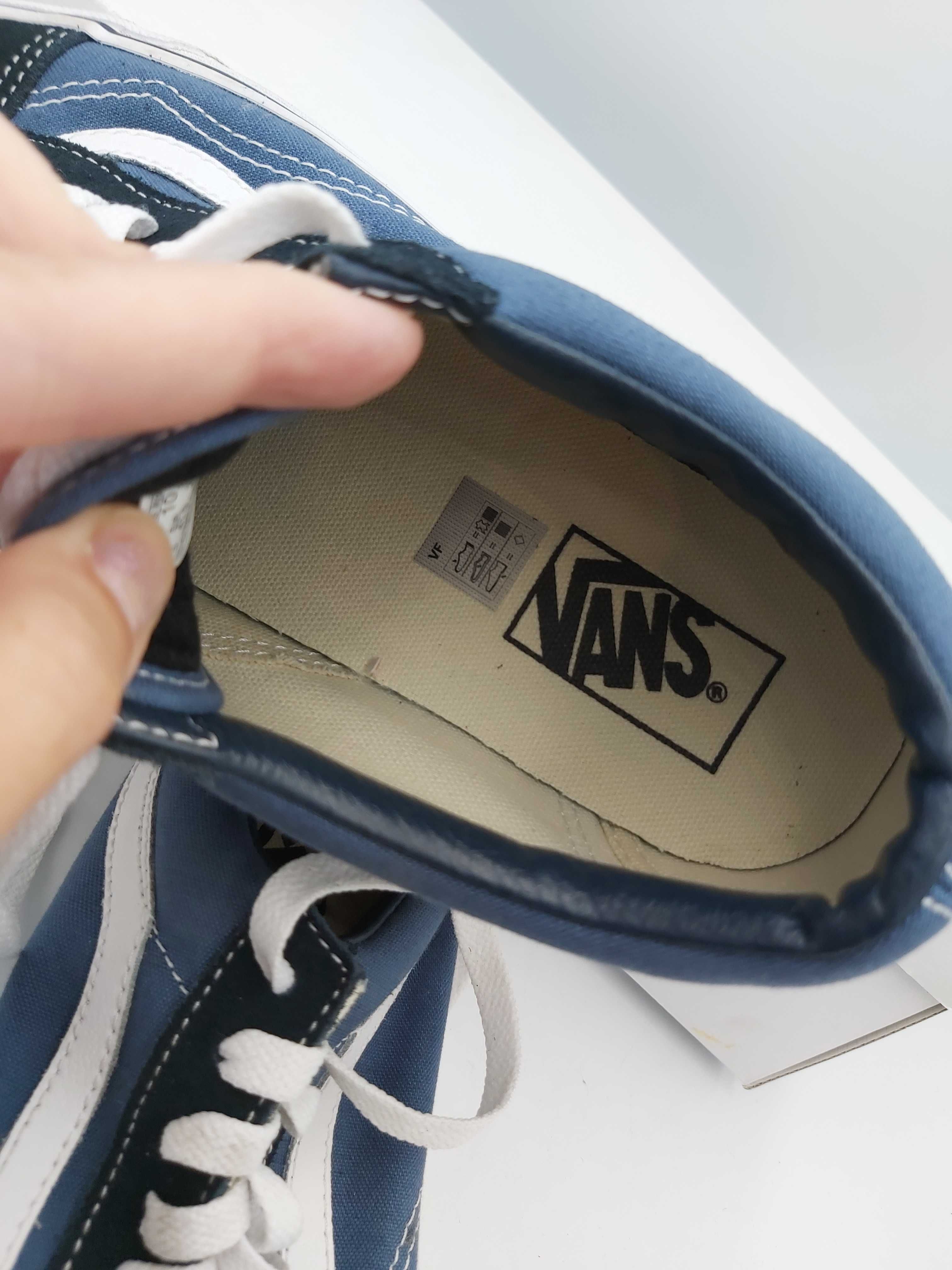 Buty sneakersy VANS skórzane niebieskie trampki rozmiar 41