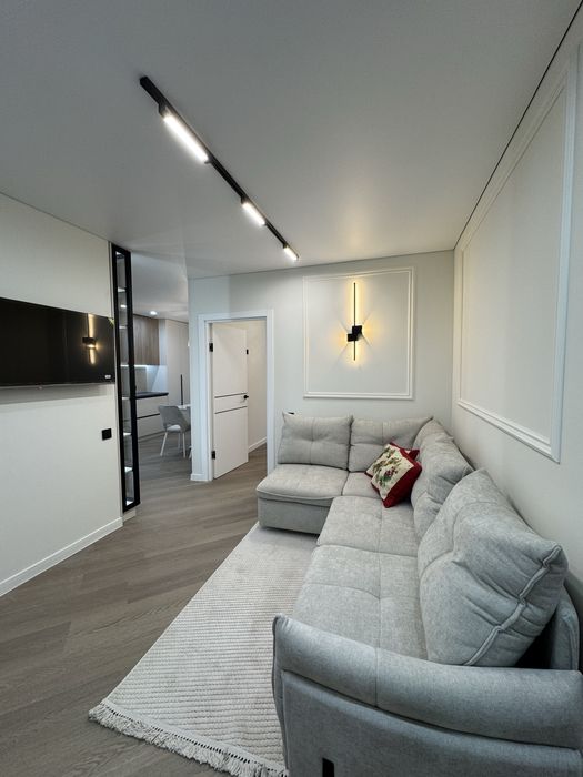 Продам шикарну 2 кім квартиру+відпочинкова у престижному ЖК, центр