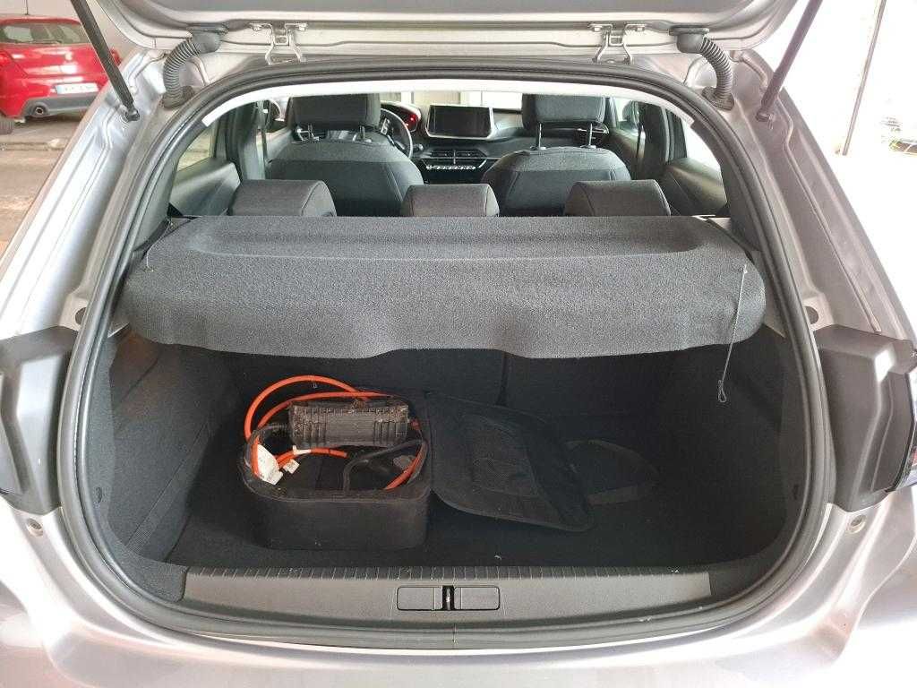 Peugeot e-208 50kWh 136cv 2022