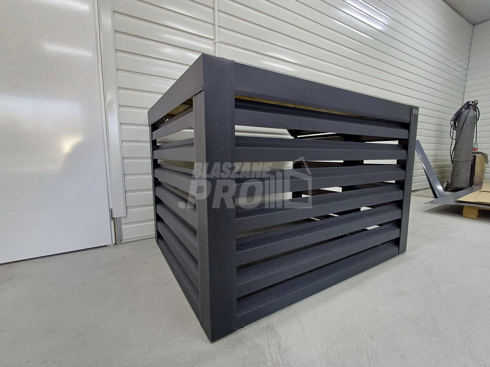 Osłona pompy ciepła 100x60x70 cm antracyt Zabudowa GP504