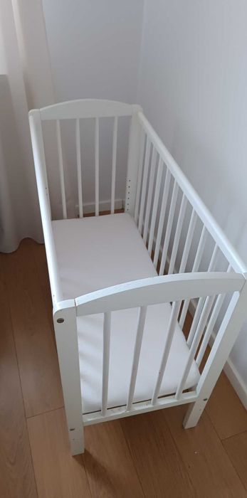 Łóżeczko dziecięce, kołyska, możliwość stworzenia łóżeczka dostawnego