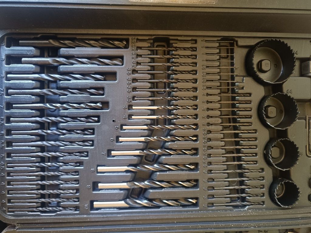 217pcs OKAZJAduży Zestaw bitów wierteł do metalu drewna  w walizce