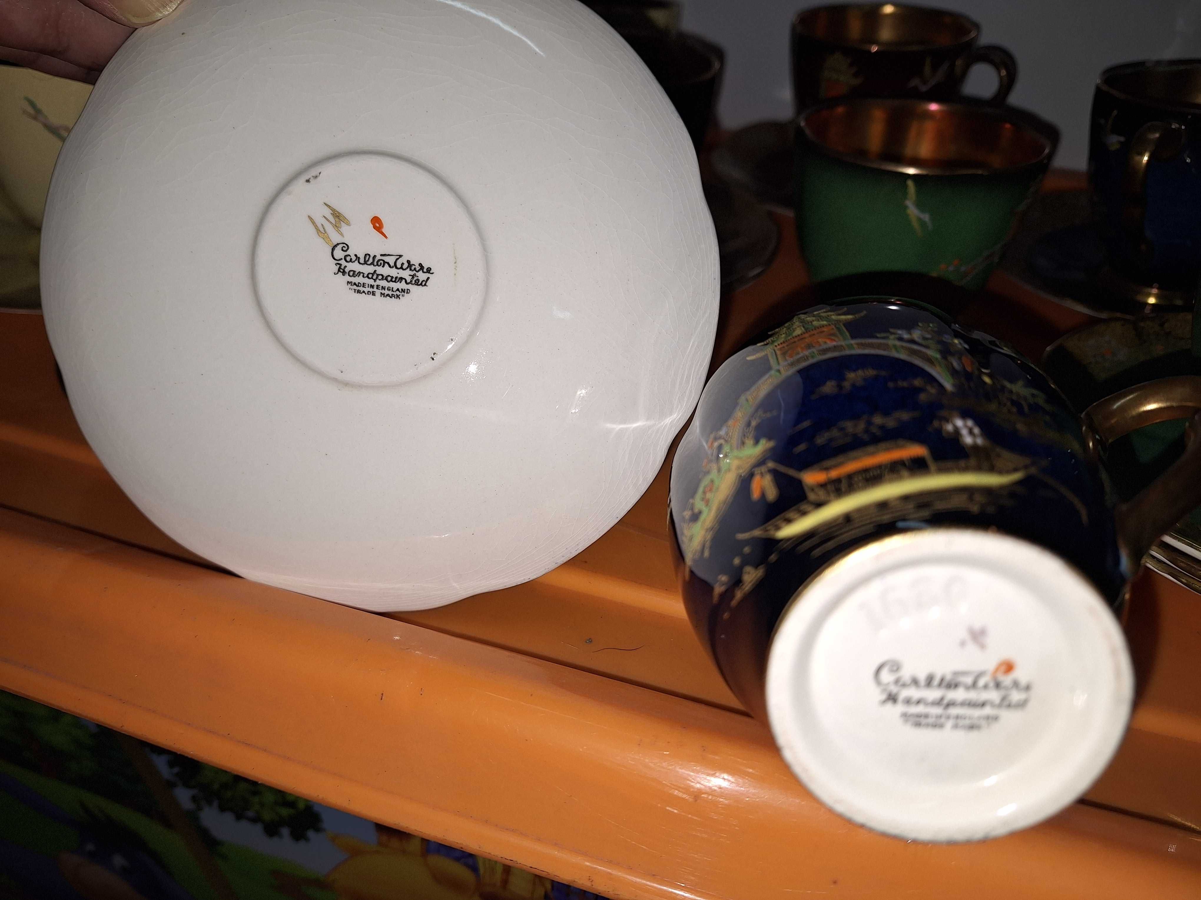 "Rouge Royal" - lindo serviço de porcelana com motivos orientais